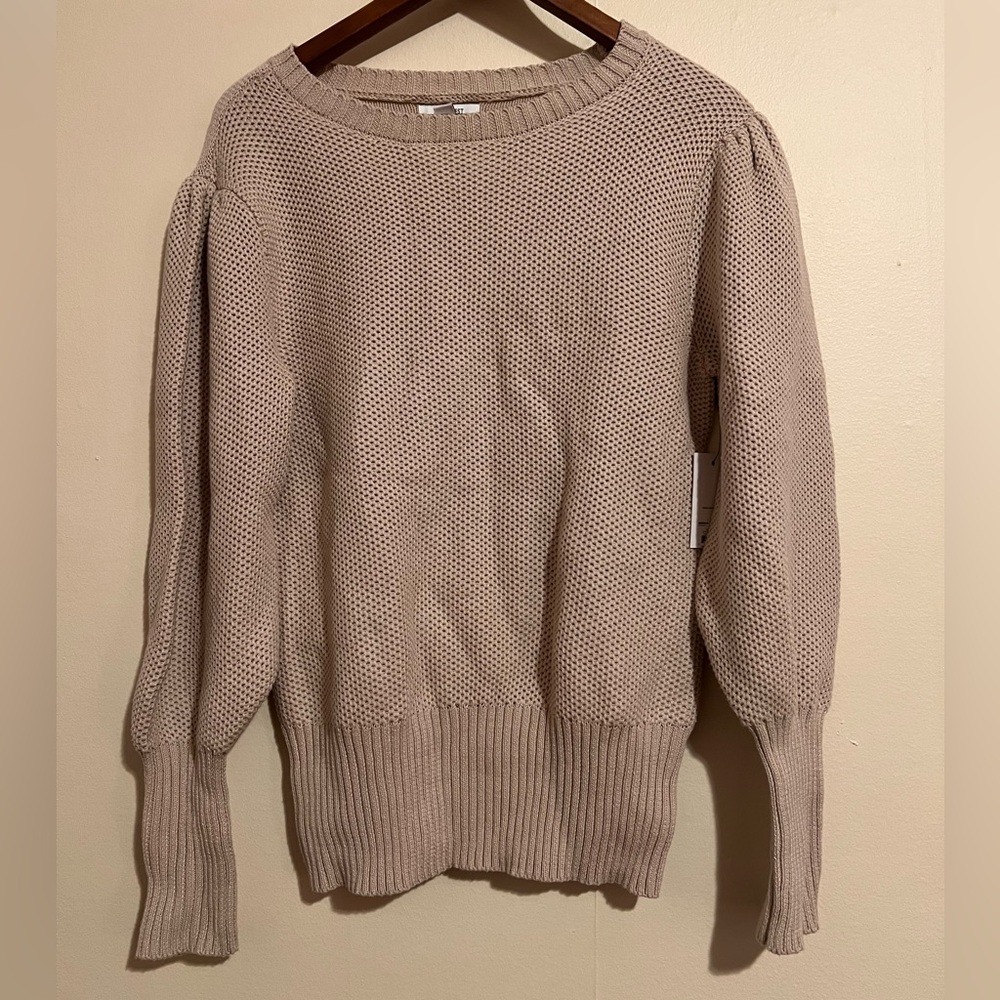 Women’s NINE WEST Crewneck Top - NWT